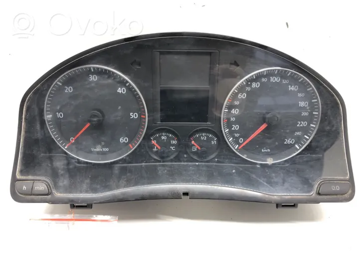 Volkswagen Golf V Spidometrs (instrumentu panelī) 1K0920863B