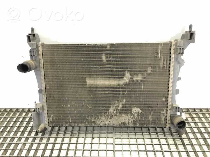 Fiat Fiorino Radiateur de refroidissement 55700447