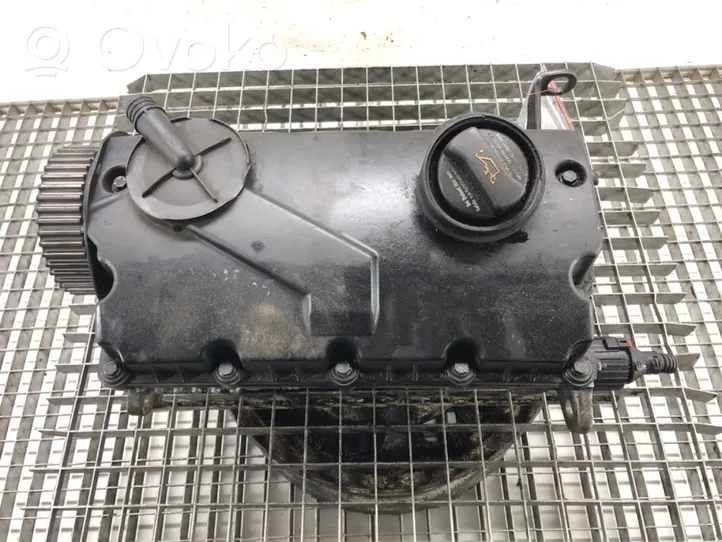 Volkswagen PASSAT B5.5 Engine head 038103373R