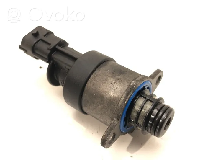 KIA Ceed Regolatore di pressione del carburante 33100-2A600