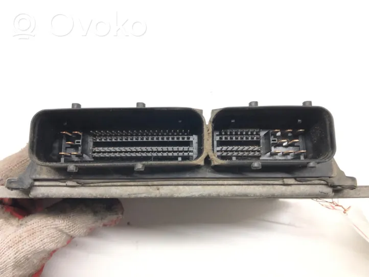 Nissan Note (E11) Unité de commande, module ECU de moteur MEC37-510