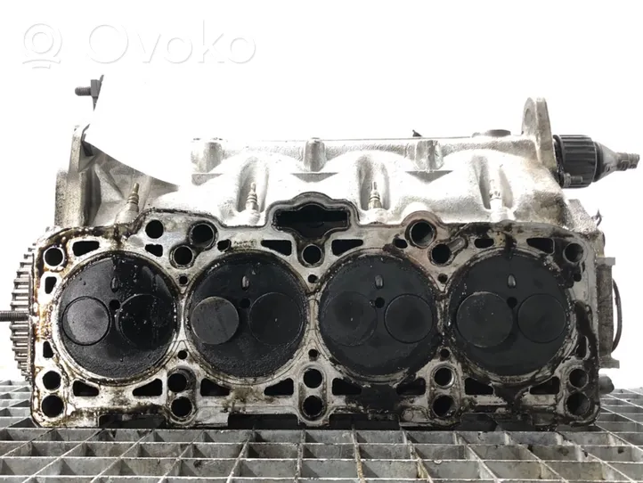 Volkswagen PASSAT B5 Engine head 038103373R