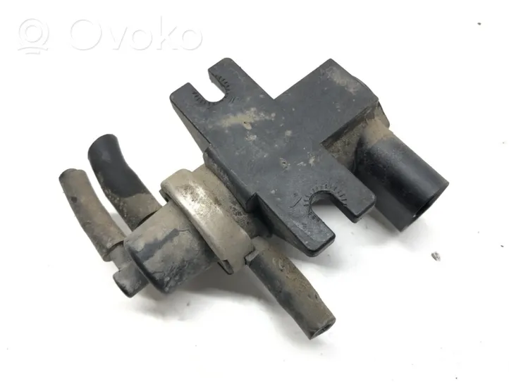 Seat Alhambra (Mk1) Regolatore di pressione del carburante 1J0906627