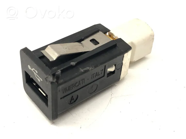 BMW 7 F01 F02 F03 F04 Connecteur/prise USB 9167196