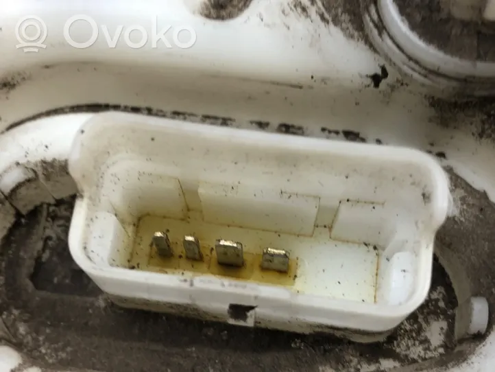 Citroen C4 I Pompe à carburant 