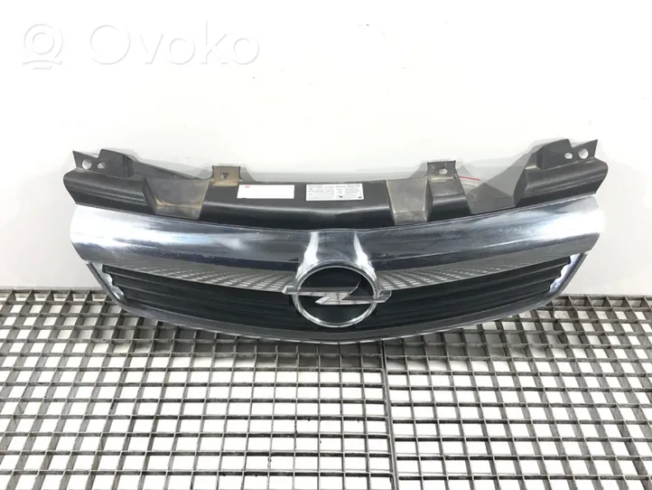 Opel Zafira B Front grill 