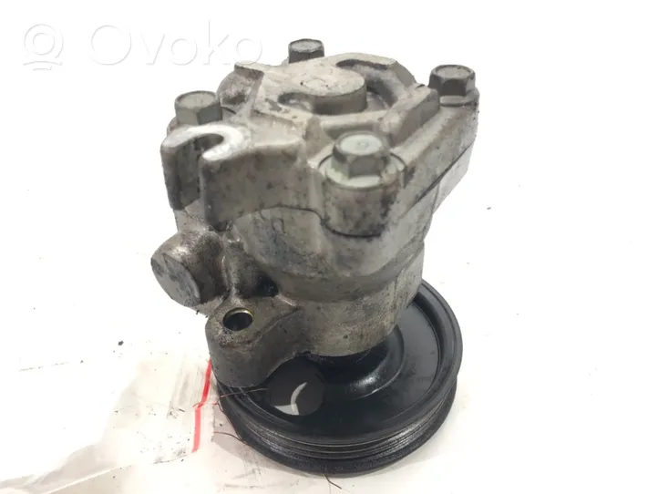 Hyundai Getz Pompe de direction assistée 57110-1C080