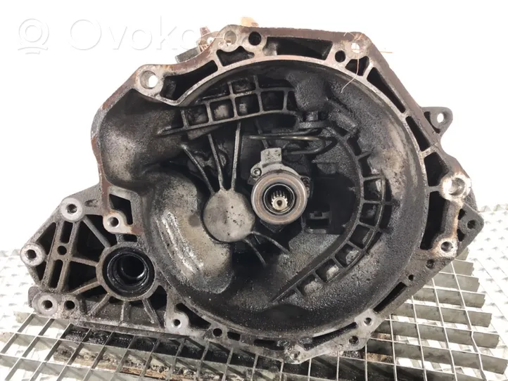 Opel Zafira B Manual 5 speed gearbox F17W419