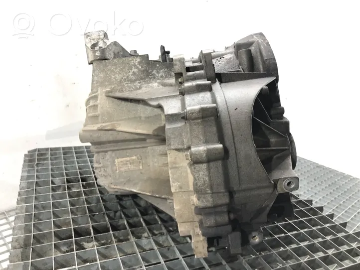 Ford Focus Механическая коробка передач, 5 передач 6M2R-7F096-ED