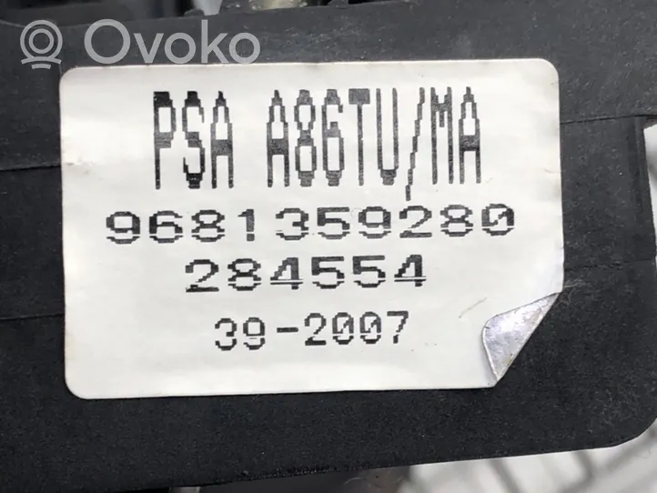 Citroen C3 Drążek zmiany biegów 9681359280