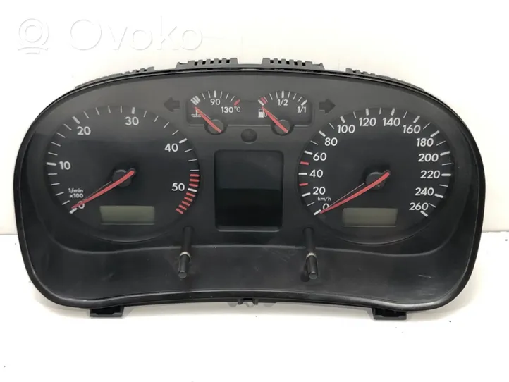 Volkswagen Bora Speedometer (instrument cluster) 1J0920822C