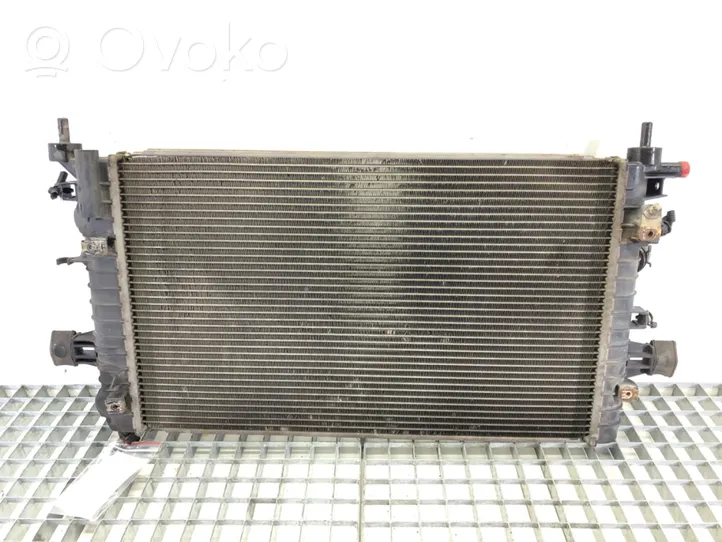 Opel Zafira B Radiateur de refroidissement 