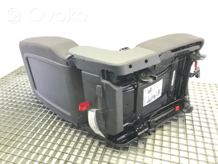 Volkswagen Touran I Asiento trasero 