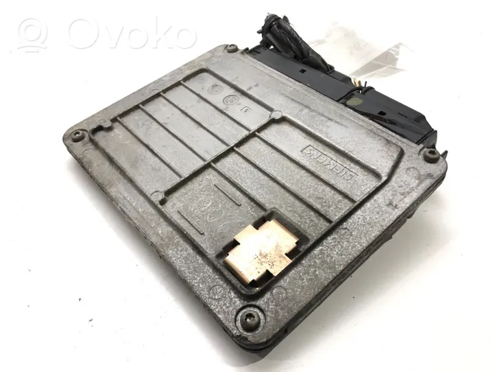 Skoda Fabia Mk1 (6Y) Komputer / Sterownik ECU silnika 047906033E