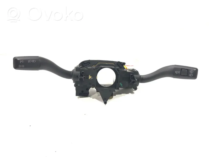 Audi A4 S4 B7 8E 8H Leva/interruttore dell’indicatore di direzione e tergicristallo 8E0953549S