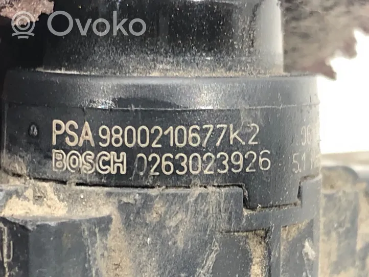 Peugeot 508 Pysäköintitutkan anturi (PDC) 9800210677K2