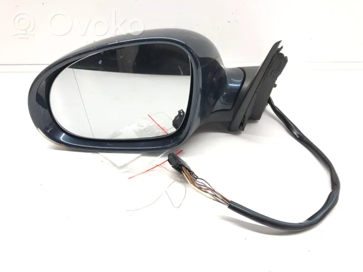 Volkswagen PASSAT B5.5 Front door electric wing mirror 