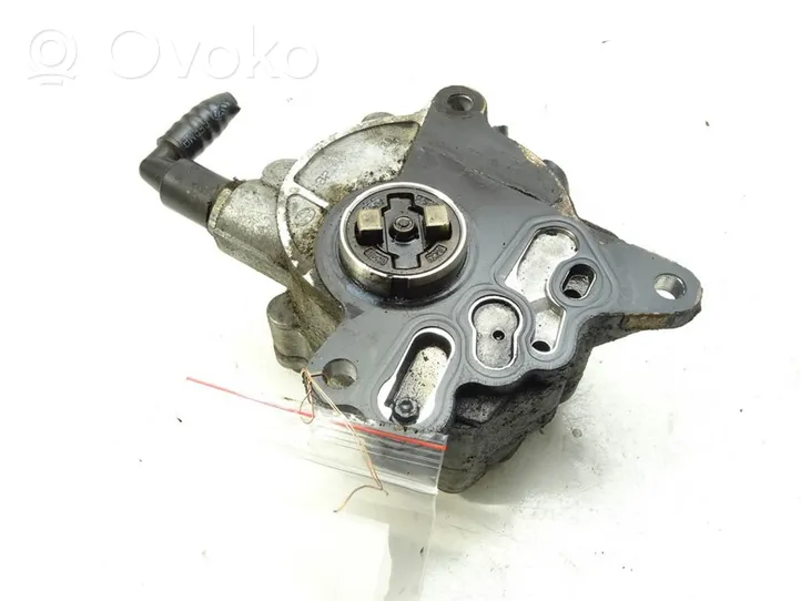 Volkswagen Touran I Vacuum pump 03G145209