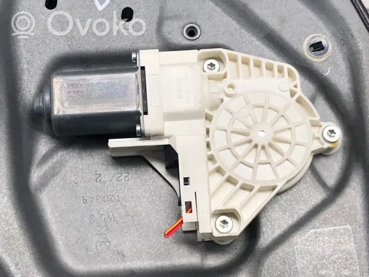 Skoda Superb B6 (3T) Front door window regulator with motor 8K0959801A