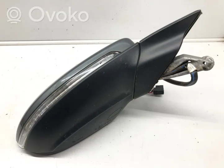 Volkswagen Golf VII Front door electric wing mirror 