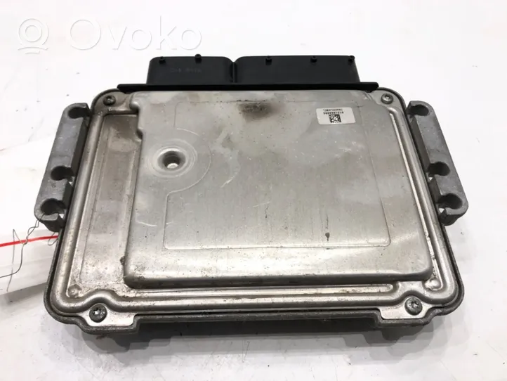 KIA Ceed Centralina/modulo motore ECU 39113-27710