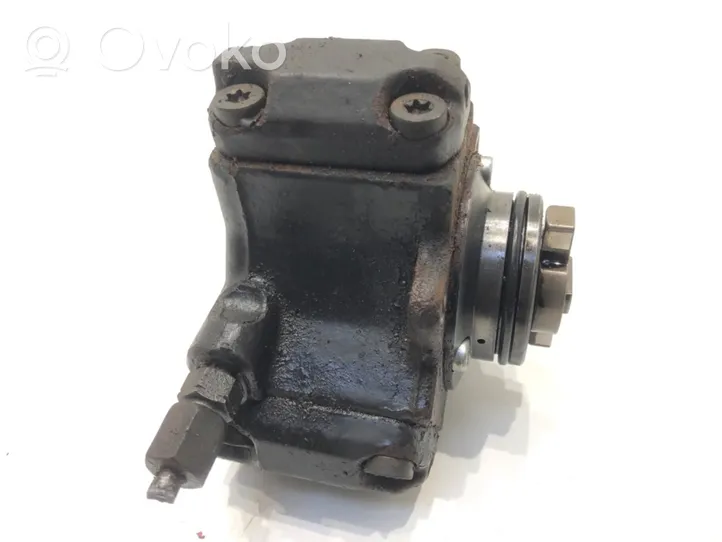 Mercedes-Benz C AMG W203 Fuel injection high pressure pump A6120700001