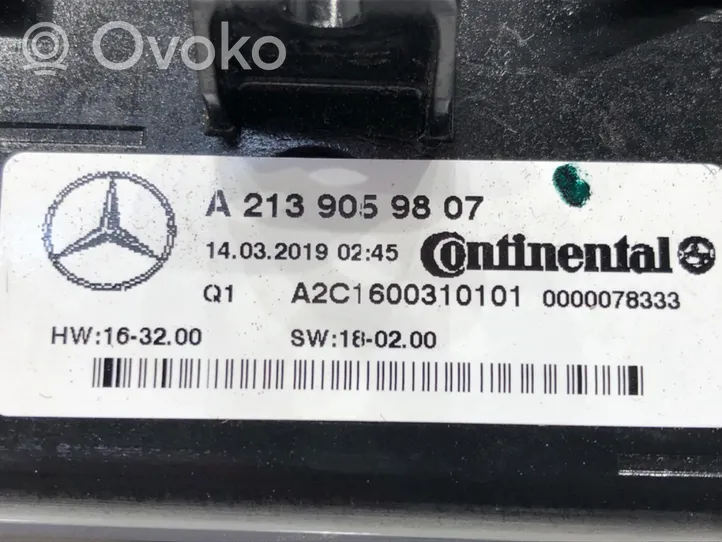 Mercedes-Benz CLS C257 Przełącznik / Włącznik nawiewu dmuchawy A2139059807