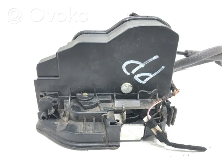 BMW 3 F30 F35 F31 Etuoven lukko 7229458