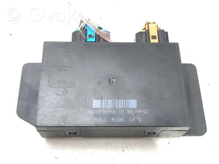 Volkswagen PASSAT B5 Module de contrôle carrosserie centrale 1J0959799J