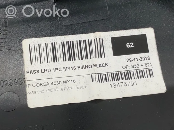 Opel Corsa E Prietaisų skydelio apdaila 13476791