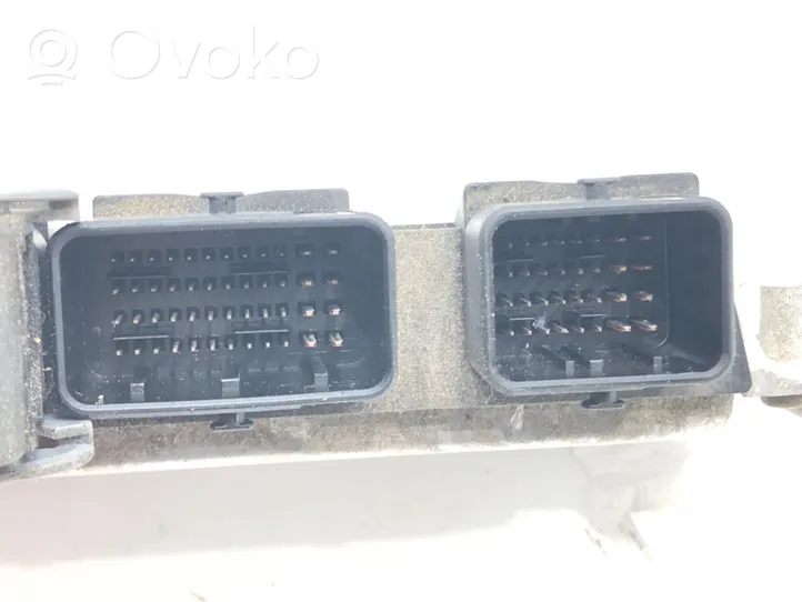 Citroen C3 Komputer / Sterownik ECU silnika 0261207858