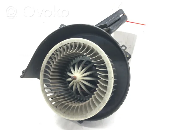Volkswagen Polo IV 9N3 Heater fan/blower 6Q1820015G