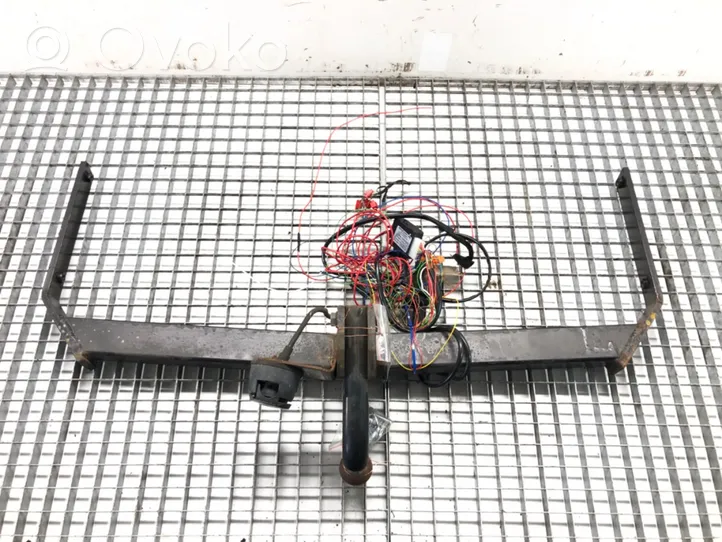 Volkswagen Golf V Tow bar 