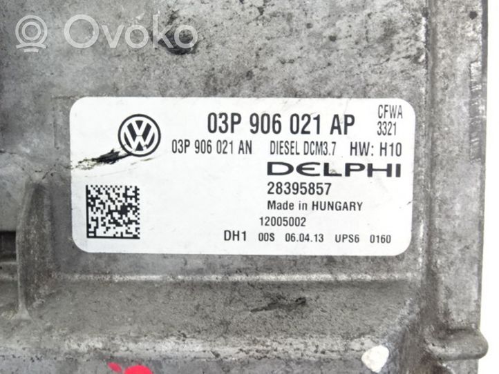 Skoda Fabia Mk2 (5J) Komputer / Sterownik ECU silnika 03P906021