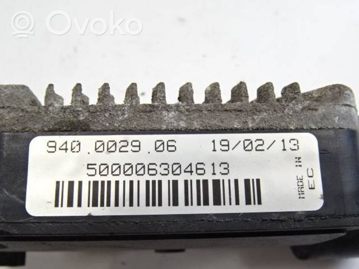 Ford C-MAX II Fan control module 940002906