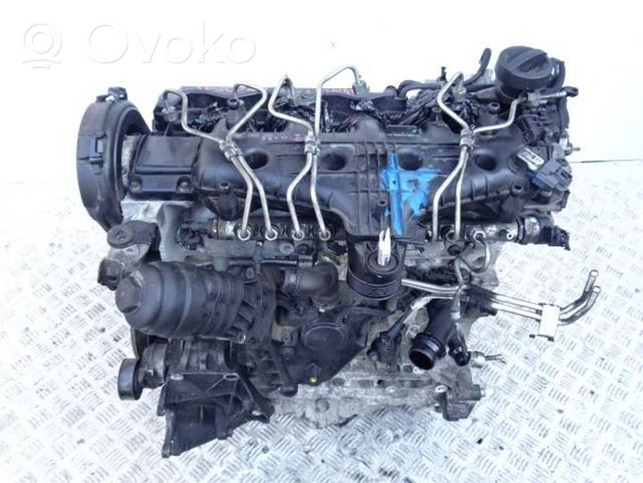 Volvo S60 Silnik / Komplet D5204T2