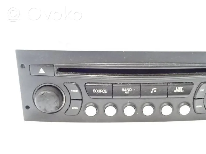 Peugeot 5008 Unité principale radio / CD / DVD / GPS 96775584XT