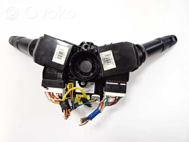 KIA Picanto Leva/interruttore dell’indicatore di direzione e tergicristallo 934204L760