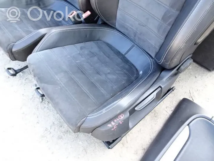 Volkswagen PASSAT CC Fotele / Kanapa / Boczki / Komplet 