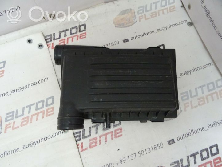 Volkswagen Golf VII Scatola del filtro dell’aria 04E129611G