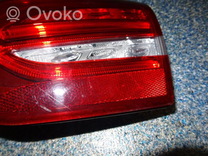 Mercedes-Benz C W205 Lampy tylnej klapy bagażnika A2059061603