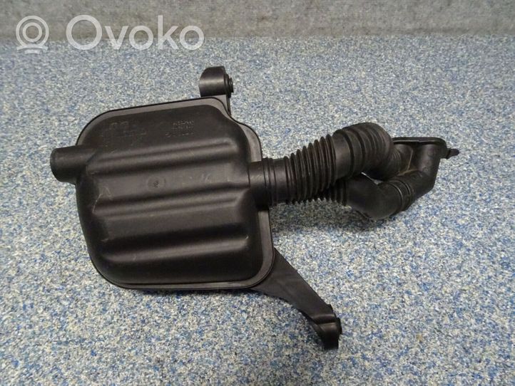 Volkswagen Golf VII Vacuum air tank 1K0129951