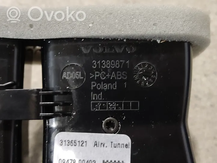 Volvo XC90 Oro grotelės gale 31365121