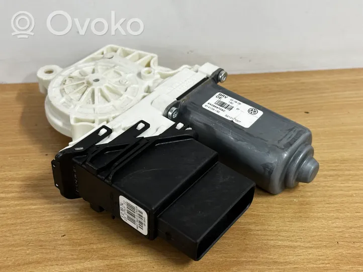 Volkswagen Golf VI Takaoven ikkunan nostomoottori 5K0959703C