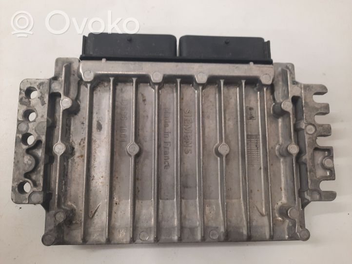 Volvo S40, V40 Unité de commande, module ECU de moteur P3064419Q