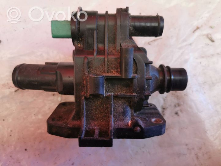 Citroen Berlingo Boîtier de thermostat / thermostat PA66GF30