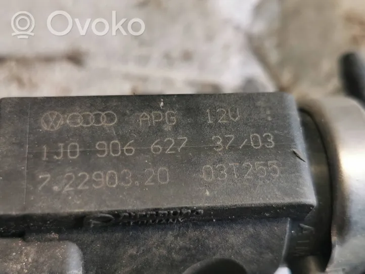 Volkswagen Golf VI Zawór podciśnienia / Elektrozawór turbiny 1J0906627