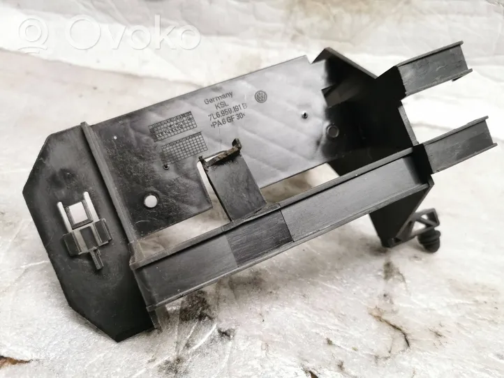 Volkswagen Touareg I Other interior part 7L6959191B