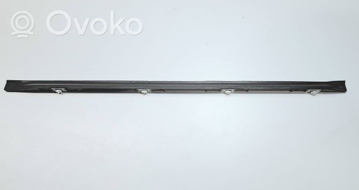 Mercedes-Benz C W204 Priekinio stiklo apdaila A2046904062