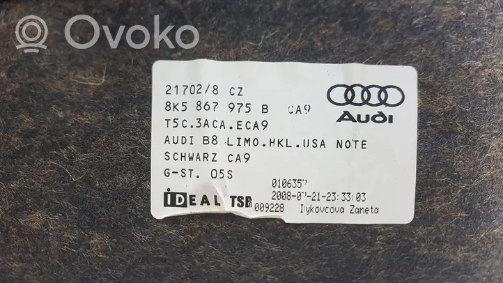 Audi A4 S4 B8 8K Poszycie / Tapicerka tylnej klapy bagażnika 8K5867975B